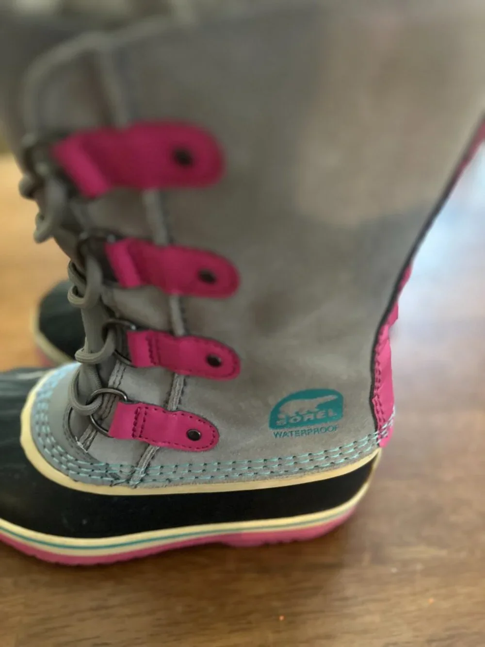 Girl's Sorel Boots